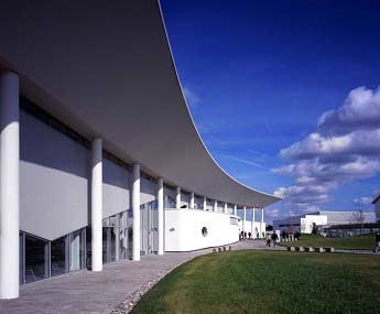 du-hoc-ireland-blanchardstown-01.jpg