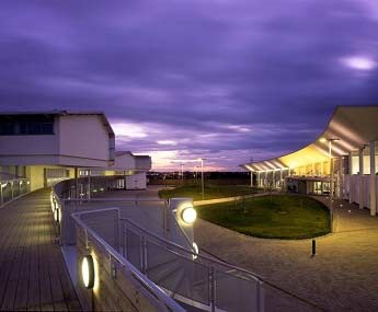 du-hoc-ireland-blanchardstown-02.jpg