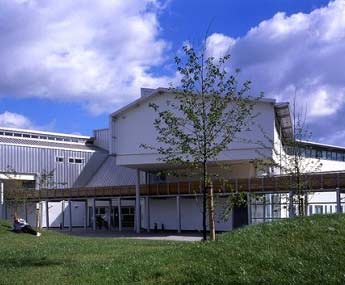 du-hoc-ireland-blanchardstown-04.jpg