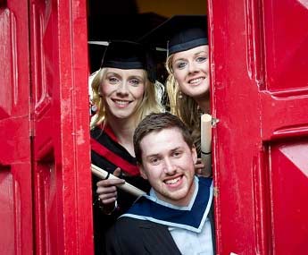 du-hoc-ireland-independent-college-dublin-07.jpg
