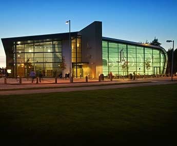 du-hoc-ireland-nui-galway-03.jpg