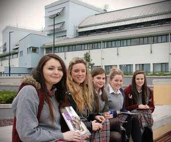 du-hoc-ireland-tralee-06.jpg