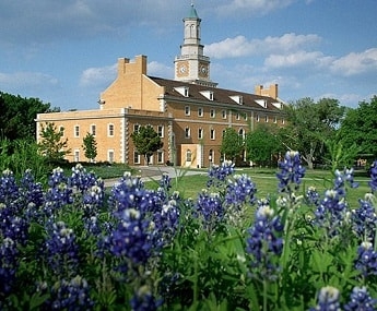 du-hoc-my-unt-02.jpg