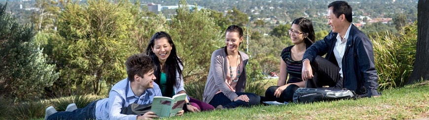 hoc-bong-du-hoc-ucnewzealand-01.jpg
